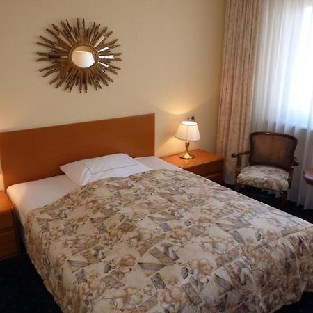 Hotel Brunnenhof 하나우암마인 외부 사진