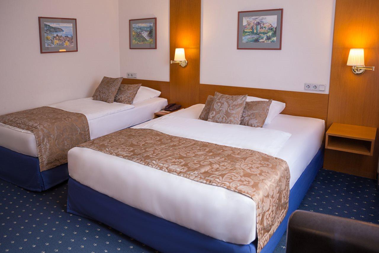 Hotel Brunnenhof 하나우암마인 외부 사진